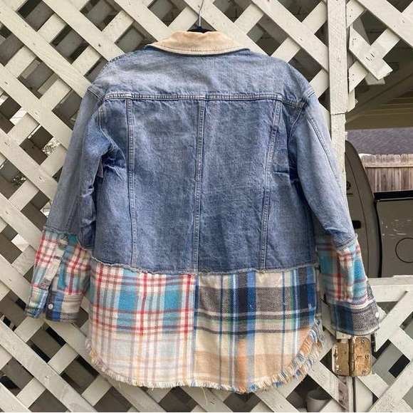 FREE PEOPLE women’s Distressed Sirius Denim Jean Plaid Contrast Shirt Jacket - Picture 7 of 15